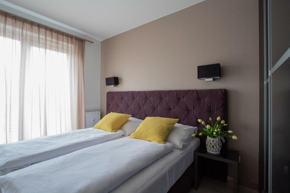 Apartament W Rezydencji Solna 코워브제크 외부 사진