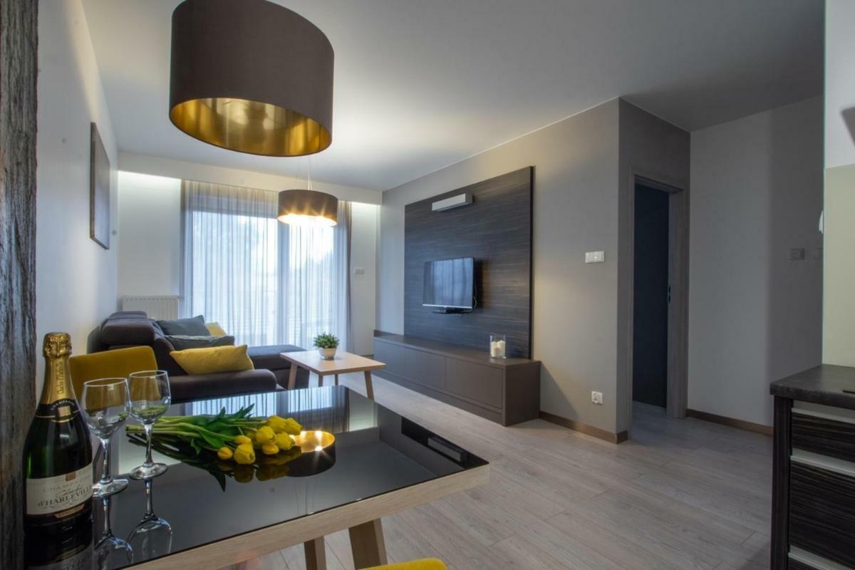 Apartament W Rezydencji Solna 코워브제크 외부 사진